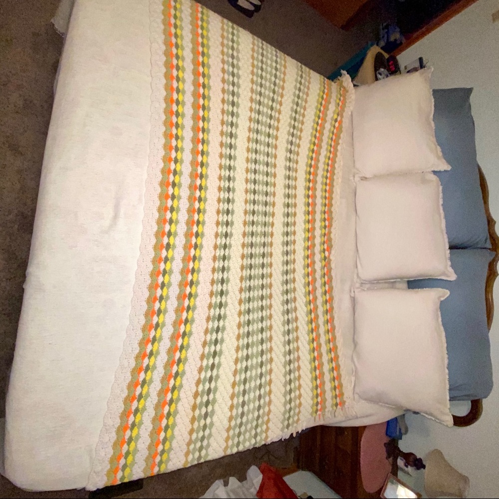 HANDMADE afghan blanket - Picture 7 of 7